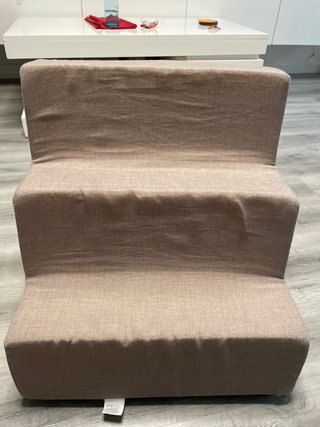 Escalera para perro beige