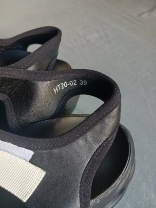 Sandalias H&D Negras y Blancas