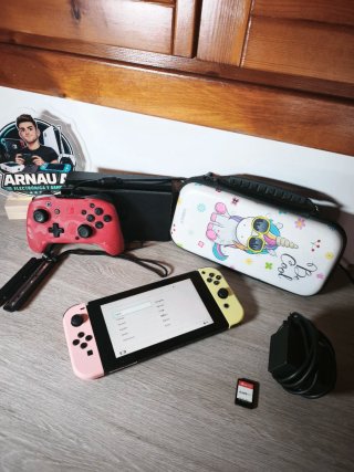 Nintendo Switch V2 2021 + Fifa 18 y Mando