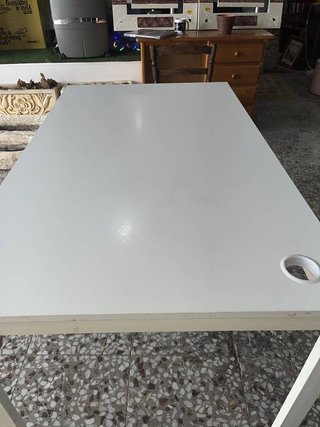 ESCRITORIO O MESA DE COCINA