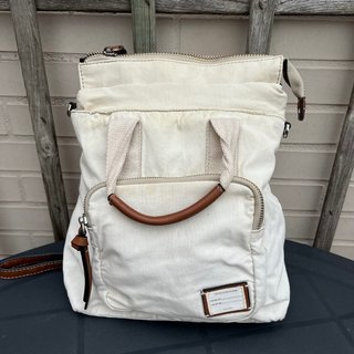 Mochila Parfois crema