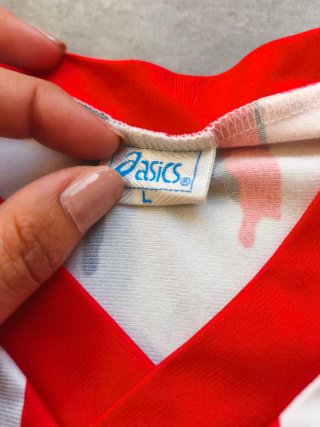 Camiseta Asics Rayas Rojas Talla L