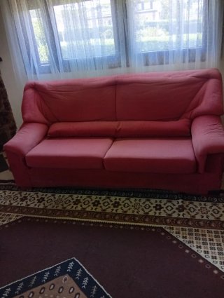 Sofá de tela rosa/rojo 2 unidades  Se regala