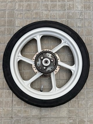 Llantas conpletas como NUEVAS Honda nsr 50 NS1 75