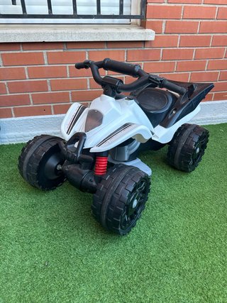 Quad Eléctrico Infantil Mercedes Benz