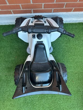 Quad Eléctrico Infantil Mercedes Benz