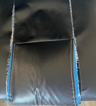 Silla Gaming Negra con Detalles Azules