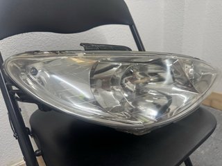 Faro Peugeot