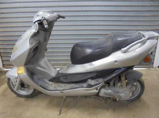 Caja bateria kymco 8903 bet win 50 2t