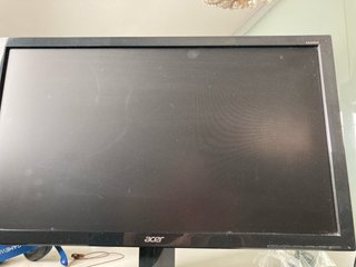 PS4 Slim + monitor acer