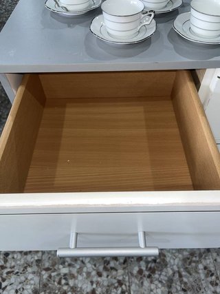 CÓMODA O CAJONERA