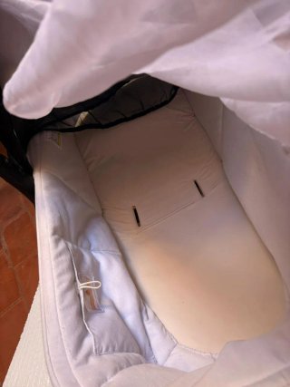 Carro de bebé, cuna y bañera