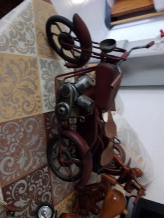 Colección de Motos Decorativas Madera