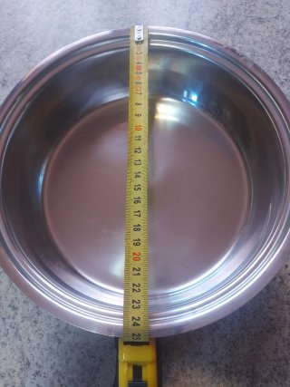 Bacinella e riduttore inox per padelle.