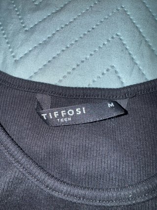 Top negro Tiffosi