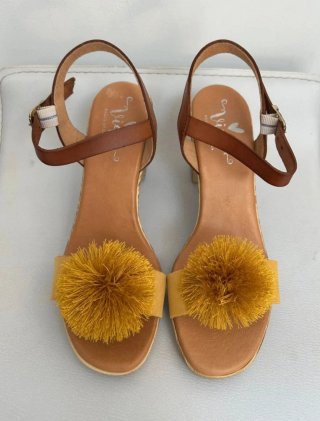 Sandalias Vida Mujer Marrón y Amarillo