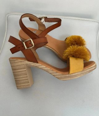 Sandalias Vida Mujer Marrón y Amarillo