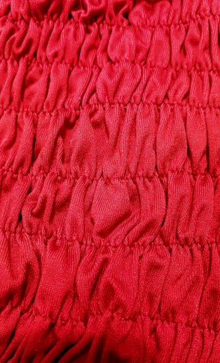 Crop top rosso arricciato S/M