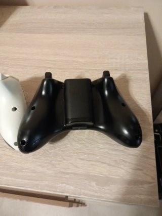 Controller Xbox 360 (Bianco e Nero)