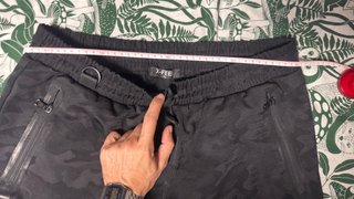 Pantalón corto camuflaje negro