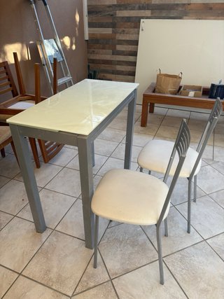 Mesa extensible cocina con 2 sillas