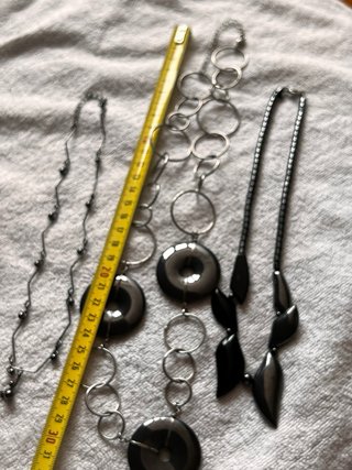 Set di bracciale e collane