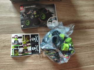 LEGO Technic 42118 Monster Jam Grave Digger