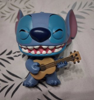 Funko Pop! Stitch con ukelele