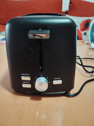 Tostadora Amazon Basics 2 rebanadas