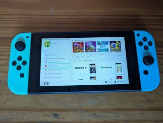 Nintendo Switch Edición Animal Crossing.