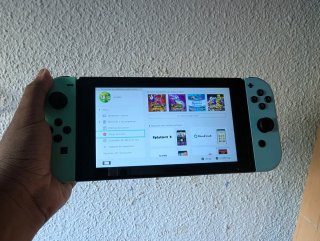 Nintendo Switch Edición Animal Crossing.