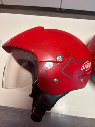 Cascos Lazer Jet Rojo y Negro Tallas s y xs