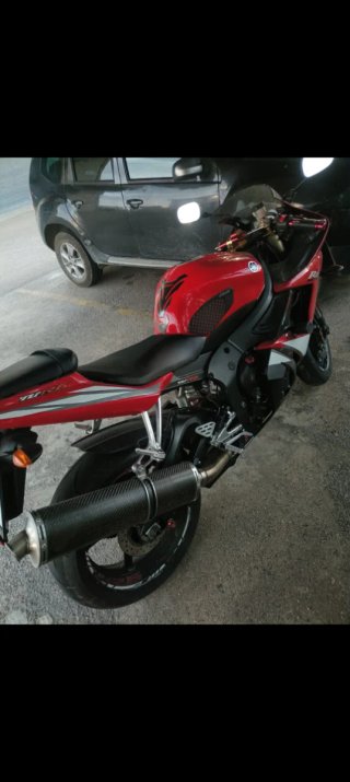 Yamaha r6