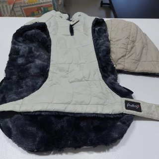 Cappottino per cani con cappuccio beige/grigio