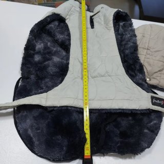 Cappottino per cani con cappuccio beige/grigio