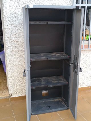 Armario de resina gris