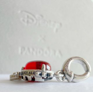 Pandora Disney Charm Rojo
