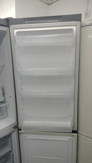 Nevera Indesit