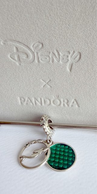 Pandora Disney Ariel Cola Escamas Charm