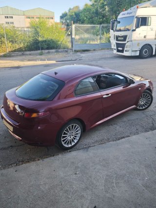 Alfa Romeo GT seledspeed