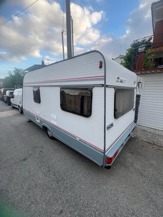 Caravana  Moncayo Alhambra 430 -750 kilos