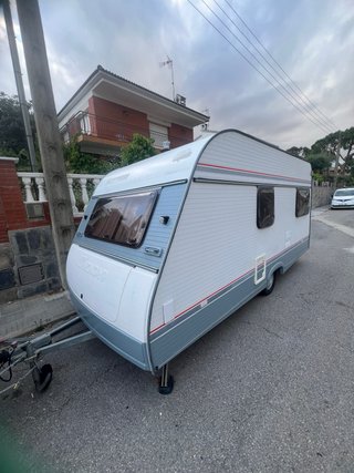 Caravana  Moncayo Alhambra 430 -750 kilos