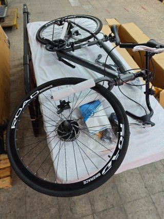 Bicicleta Flying Pigeon carretera