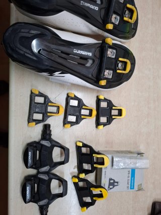 Pedales Shimano RS500 + 2 juegos de calas nuevas 1