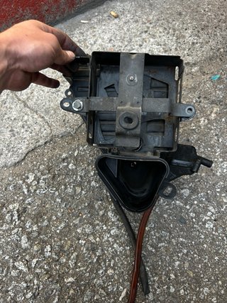 Caja filtro aire y soporte batería Honda CB 250