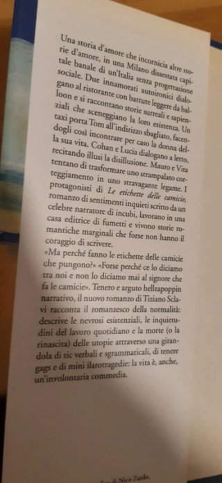 Le etichette delle camicie