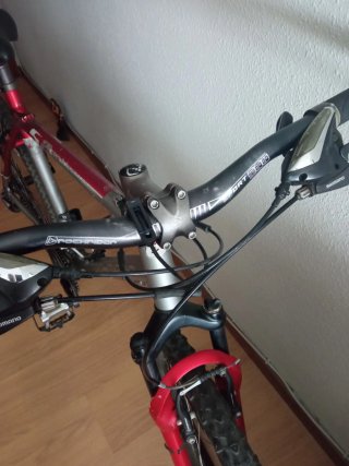 Bicicleta Rockrider 5.2 T.M