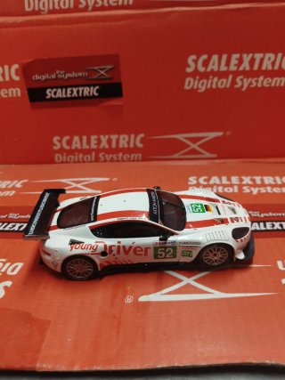Scalextric Aston Martin Digital System DBR9