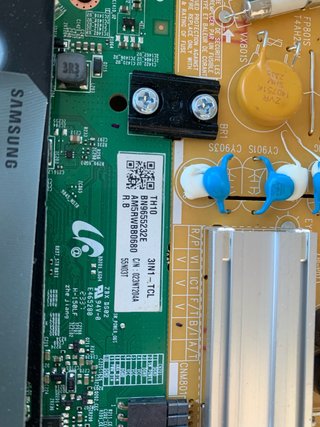 Placa Samsung TU55CU7095U pantalla mal