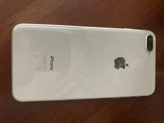 iPhone 8 Plus Plata regalo varias fundas y protect